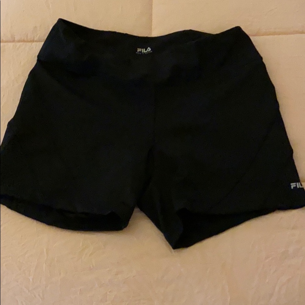 Women’s Workout Shorts SZ MED